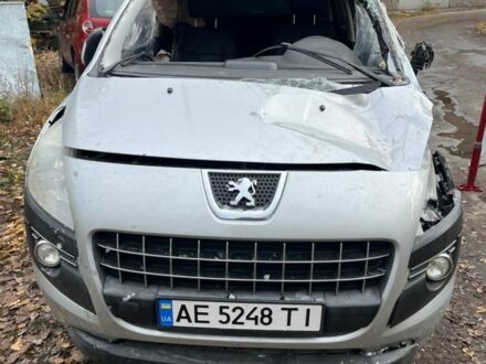 Пежо 3008 2010 у Кам'янське (Дніпродзержинськ) на Automoto.ua Сірий Пежо 3008, об'ємом двигуна 1.6 л та пробігом 200 тис. км за 2500 $, фото 1 на Automoto.ua