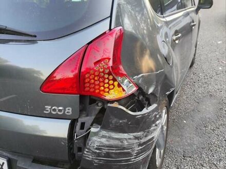 Серый Пежо 3008, объемом двигателя 1.6 л и пробегом 164 тыс. км за 6600 $, фото 1 на Automoto.ua