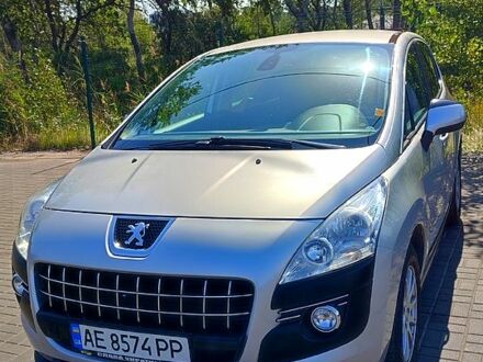 Сірий Пежо 3008, об'ємом двигуна 1.6 л та пробігом 239 тис. км за 7500 $, фото 1 на Automoto.ua