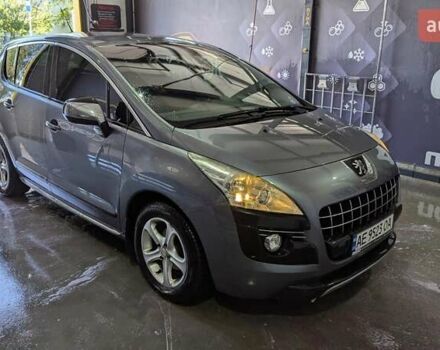 Серый Пежо 3008, объемом двигателя 1.56 л и пробегом 243 тыс. км за 8000 $, фото 1 на Automoto.ua