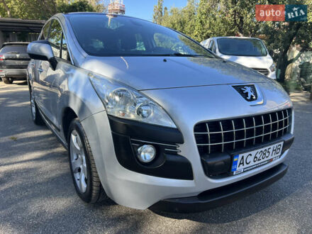 Пежо 3008 2011 у Києві на Automoto.ua Сірий Пежо 3008, об'ємом двигуна 1.6 л та пробігом 250 тис. км за 8200 $, фото 1 на Automoto.ua