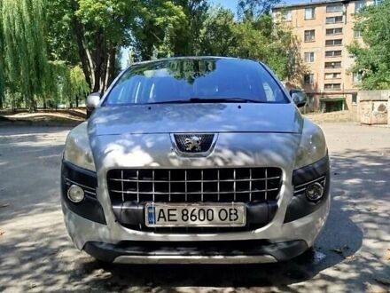 Пежо 3008 2011 у Кам'янське (Дніпродзержинськ) на Automoto.ua Сірий Пежо 3008, об'ємом двигуна 1.6 л та пробігом 207 тис. км за 7500 $, фото 1 на Automoto.ua