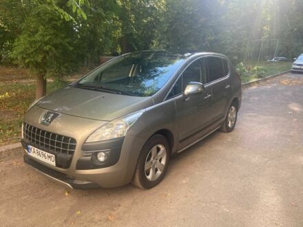 Пежо 3008 2012 у Києві на Automoto.ua Сірий Пежо 3008, об'ємом двигуна 1.6 л та пробігом 227 тис. км за 9400 $, фото 1 на Automoto.ua