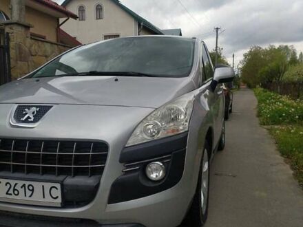 Пежо 3008 2012 в Калуше на Automoto.ua Серый Пежо 3008, объемом двигателя 0 л и пробегом 233 тыс. км за 8500 $, фото 1 на Automoto.ua