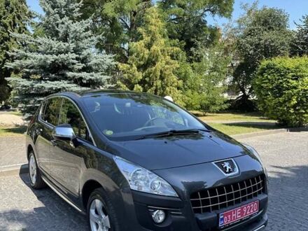 Сірий Пежо 3008, об'ємом двигуна 2 л та пробігом 198 тис. км за 10900 $, фото 1 на Automoto.ua