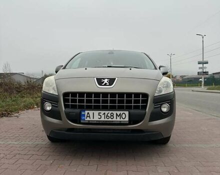 Серый Пежо 3008, объемом двигателя 1.6 л и пробегом 270 тыс. км за 9100 $, фото 1 на Automoto.ua
