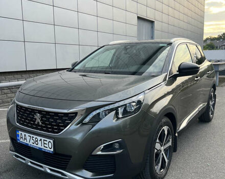Серый Пежо 3008, объемом двигателя 2 л и пробегом 140 тыс. км за 22300 $, фото 1 на Automoto.ua