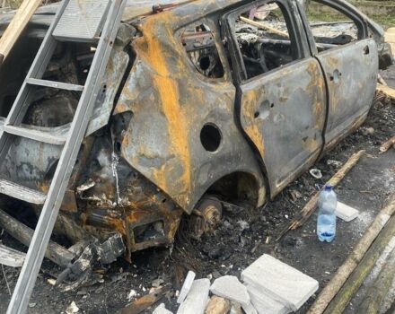 Синій Пежо 3008, об'ємом двигуна 0 л та пробігом 150 тис. км за 500 $, фото 1 на Automoto.ua