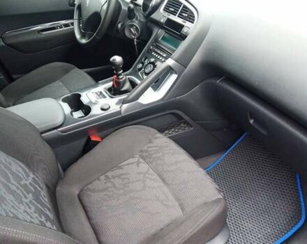 Синий Пежо 3008, объемом двигателя 1.6 л и пробегом 231 тыс. км за 8300 $, фото 11 на Automoto.ua