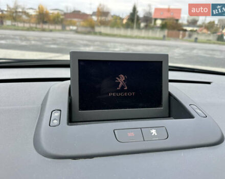 Пежо 3008 2011 в Луцке на Automoto.ua Синий Пежо 3008, объемом двигателя 1.6 л и пробегом 125 тыс. км за 8999 $, фото 19 на Automoto.ua