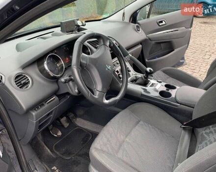 Синий Пежо 3008, объемом двигателя 1.56 л и пробегом 229 тыс. км за 11000 $, фото 10 на Automoto.ua