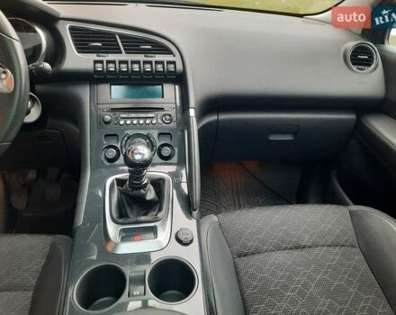 Синий Пежо 3008, объемом двигателя 2 л и пробегом 135 тыс. км за 11799 $, фото 12 на Automoto.ua