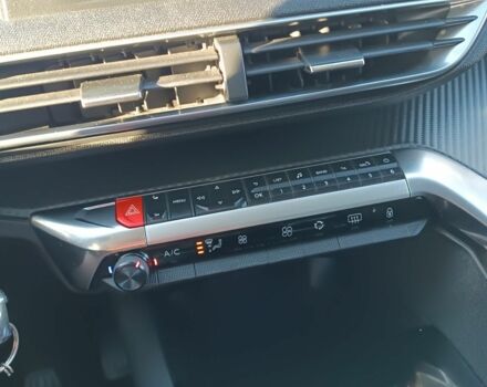 Синій Пежо 3008, об'ємом двигуна 1.2 л та пробігом 163 тис. км за 18200 $, фото 8 на Automoto.ua