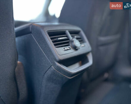 Синій Пежо 3008, об'ємом двигуна 1.2 л та пробігом 23 тис. км за 25000 $, фото 7 на Automoto.ua