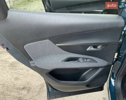 Синій Пежо 3008, об'ємом двигуна 1.5 л та пробігом 35 тис. км за 26700 $, фото 19 на Automoto.ua