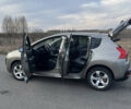 Зеленый Пежо 3008, объемом двигателя 2 л и пробегом 209 тыс. км за 10000 $, фото 13 на Automoto.ua