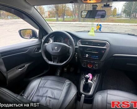 Пежо 301 2013 у Глобино на Automoto.ua Білий Пежо 301, об'ємом двигуна 1.2 л та пробігом 100 тис. км за 6000 $, фото 5 на Automoto.ua