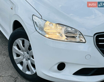 Білий Пежо 301, об'ємом двигуна 1.6 л та пробігом 85 тис. км за 7999 $, фото 2 на Automoto.ua