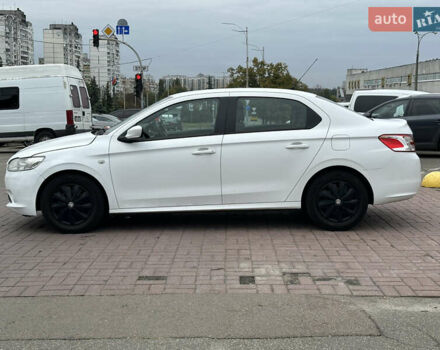 Пежо 301 2013 у Києві на Automoto.ua Білий Пежо 301, об'ємом двигуна 1.56 л та пробігом 330 тис. км за 4900 $, фото 7 на Automoto.ua