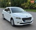 Белый Пежо 301, объемом двигателя 1.2 л и пробегом 183 тыс. км за 6000 $, фото 1 на Automoto.ua