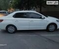 Білий Пежо 301, об'ємом двигуна 1.56 л та пробігом 281 тис. км за 5500 $, фото 1 на Automoto.ua