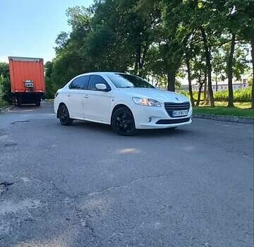 Білий Пежо 301, об'ємом двигуна 1.56 л та пробігом 227 тис. км за 4600 $, фото 7 на Automoto.ua