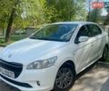 Белый Пежо 301, объемом двигателя 1.2 л и пробегом 290 тыс. км за 4600 $, фото 1 на Automoto.ua