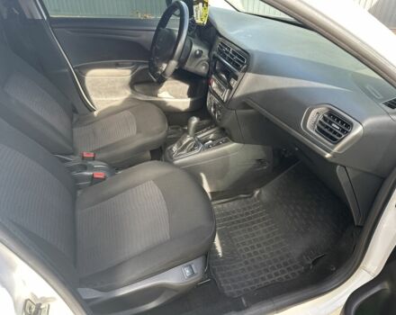 Белый Пежо 301, объемом двигателя 1.6 л и пробегом 223 тыс. км за 5850 $, фото 5 на Automoto.ua