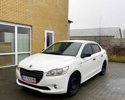 Белый Пежо 301, объемом двигателя 1.2 л и пробегом 300 тыс. км за 3700 $, фото 2 на Automoto.ua