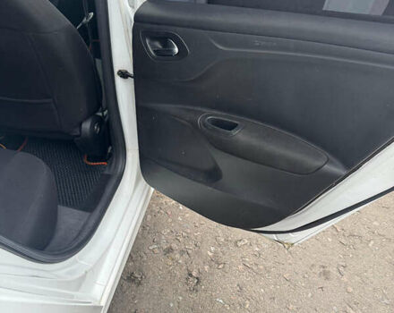 Белый Пежо 301, объемом двигателя 1.56 л и пробегом 260 тыс. км за 5500 $, фото 9 на Automoto.ua