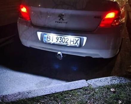 Білий Пежо 301, об'ємом двигуна 1.56 л та пробігом 147 тис. км за 7499 $, фото 6 на Automoto.ua