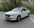 Білий Пежо 301, об'ємом двигуна 1.56 л та пробігом 153 тис. км за 6200 $, фото 1 на Automoto.ua