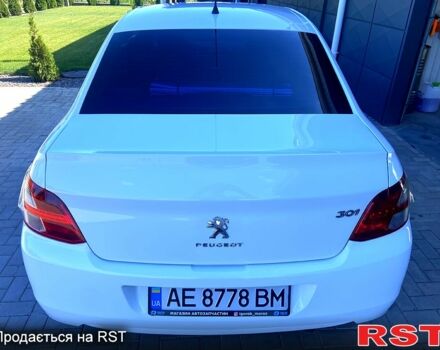 Белый Пежо 301, объемом двигателя 1.6 л и пробегом 132 тыс. км за 8300 $, фото 11 на Automoto.ua