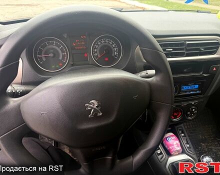 Пежо 301 2013 у Глобино на Automoto.ua Білий Пежо 301, об'ємом двигуна 1.2 л та пробігом 100 тис. км за 6000 $, фото 6 на Automoto.ua