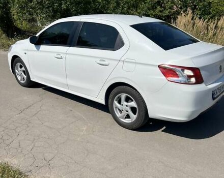 Белый Пежо 301, объемом двигателя 1.2 л и пробегом 210 тыс. км за 4750 $, фото 4 на Automoto.ua