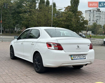 Пежо 301 2013 у Києві на Automoto.ua Білий Пежо 301, об'ємом двигуна 1.56 л та пробігом 330 тис. км за 4900 $, фото 6 на Automoto.ua