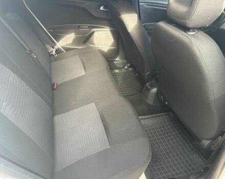 Белый Пежо 301, объемом двигателя 1.6 л и пробегом 223 тыс. км за 5850 $, фото 4 на Automoto.ua