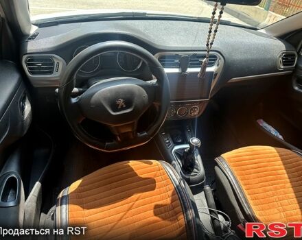 Белый Пежо 301, объемом двигателя 1.2 л и пробегом 172 тыс. км за 7200 $, фото 10 на Automoto.ua