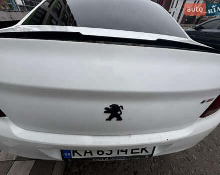 Белый Пежо 301, объемом двигателя 1.56 л и пробегом 260 тыс. км за 5500 $, фото 3 на Automoto.ua