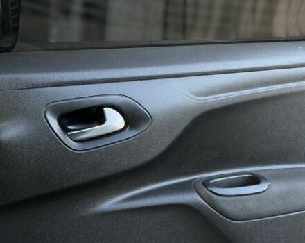 Белый Пежо 301, объемом двигателя 1.6 л и пробегом 3 тыс. км за 4900 $, фото 7 на Automoto.ua