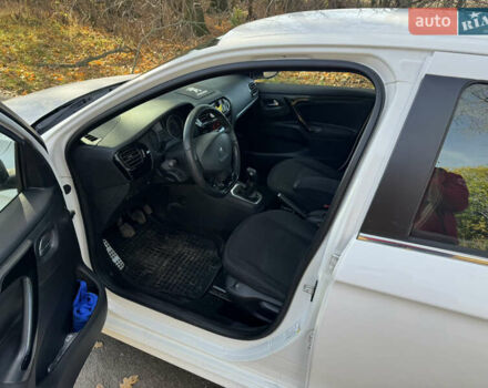 Белый Пежо 301, объемом двигателя 1.56 л и пробегом 334 тыс. км за 6000 $, фото 2 на Automoto.ua