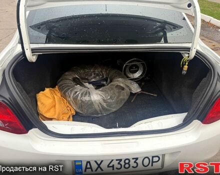 Пежо 301 2013 у Глобино на Automoto.ua Білий Пежо 301, об'ємом двигуна 1.2 л та пробігом 100 тис. км за 6000 $, фото 7 на Automoto.ua