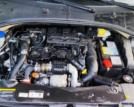 Белый Пежо 301, объемом двигателя 1.6 л и пробегом 151 тыс. км за 7500 $, фото 6 на Automoto.ua