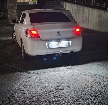 Білий Пежо 301, об'ємом двигуна 1.56 л та пробігом 147 тис. км за 7499 $, фото 8 на Automoto.ua