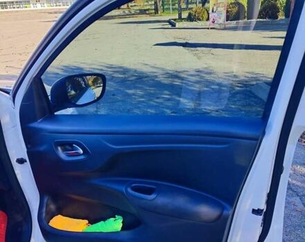 Білий Пежо 301, об'ємом двигуна 1.2 л та пробігом 115 тис. км за 7000 $, фото 10 на Automoto.ua