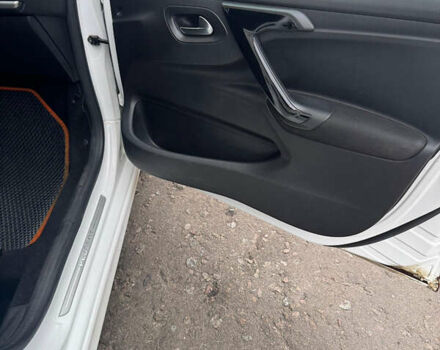 Белый Пежо 301, объемом двигателя 1.56 л и пробегом 260 тыс. км за 5500 $, фото 8 на Automoto.ua