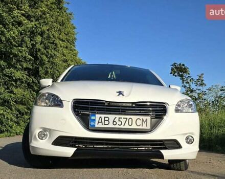 Білий Пежо 301, об'ємом двигуна 1.59 л та пробігом 130 тис. км за 7800 $, фото 2 на Automoto.ua