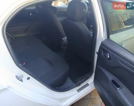 Пежо 301 2014 в Одессе на Automoto.ua Белый Пежо 301, объемом двигателя 1.56 л и пробегом 528 тыс. км за 3900 $, фото 4 на Automoto.ua