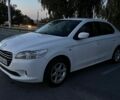 Белый Пежо 301, объемом двигателя 1.2 л и пробегом 284 тыс. км за 4800 $, фото 1 на Automoto.ua