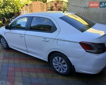 Пежо 301 2014 в Одессе на Automoto.ua Белый Пежо 301, объемом двигателя 1.56 л и пробегом 528 тыс. км за 3900 $, фото 10 на Automoto.ua